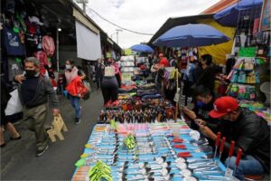 La economía informal sobrepasó la tasa de crecimiento de la economía nacional durante los últimos tres meses del año pasado