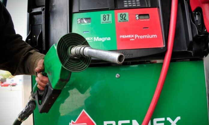 TOPE al PRECIO de la GASOLINA MAGNA en MÉXICO no ha REDUCIDO los COSTOS del combustible